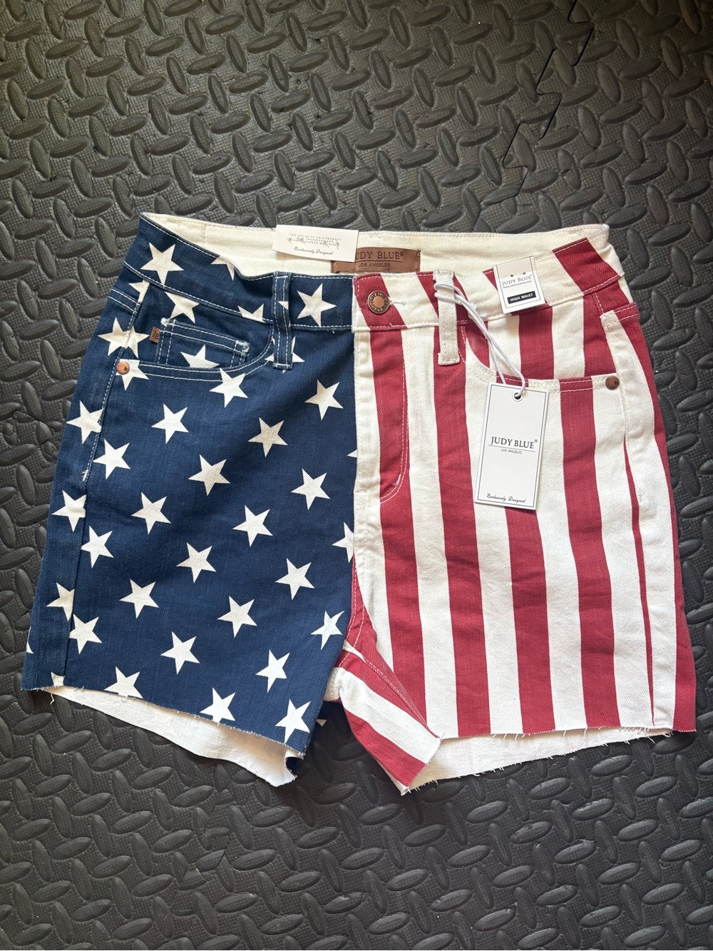 🇺🇸 Judy Blue American Flag Shorts NWT